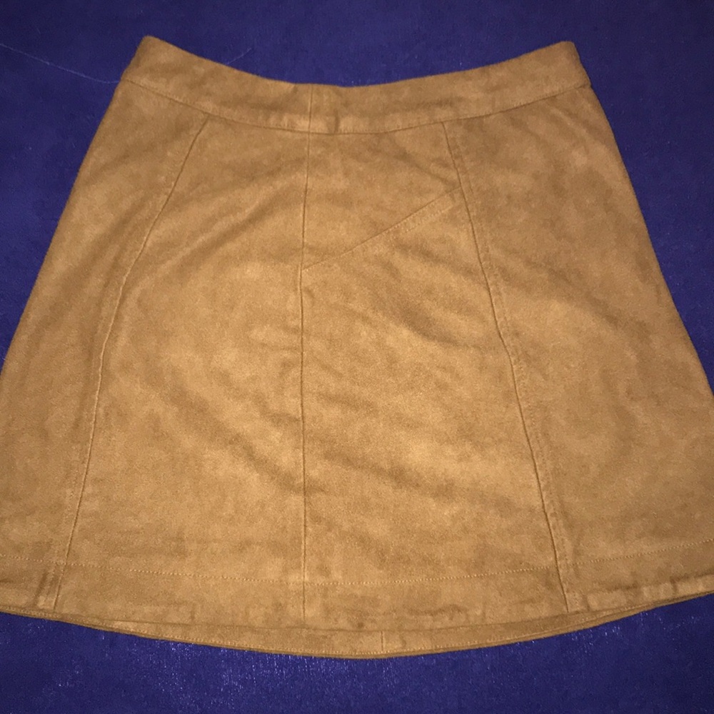 Super cute high waisted skirt